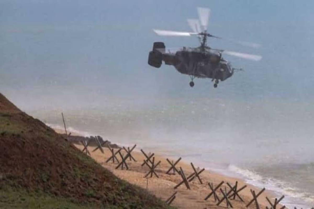 Helicopter crashes in Russia carrying 13 tourists