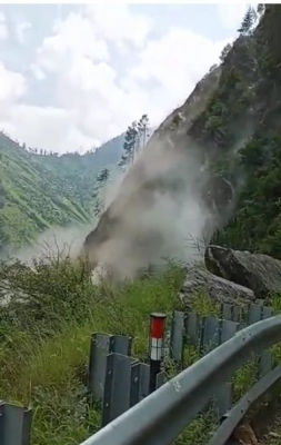 10 killed, 25 feared trapped in massive Himachal landslide