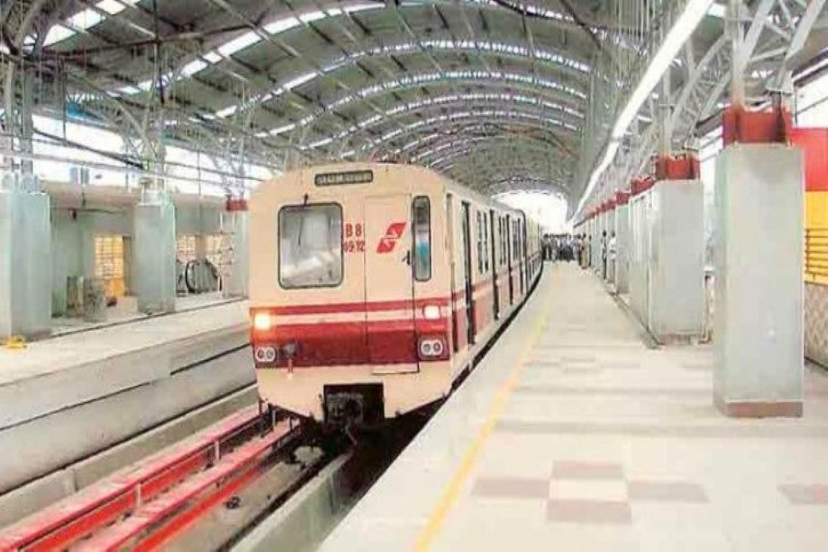 agreement hedge implicit Kolkata Metro to discard non-AC fleet