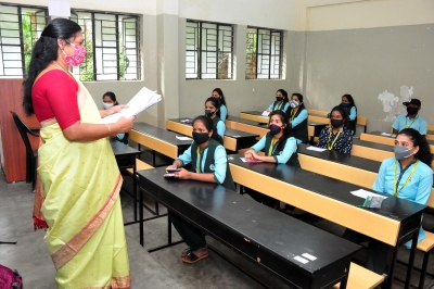 K’taka set to reopen primary schools, expert committee to meet today