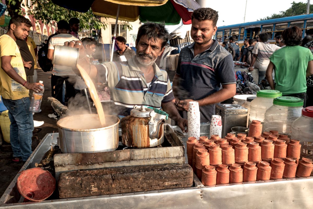 Many lives revolved around Kolkata’s tea stalls, pandemic changed it