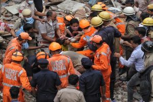 building collapse in Delhi, Two children died, rescue operation