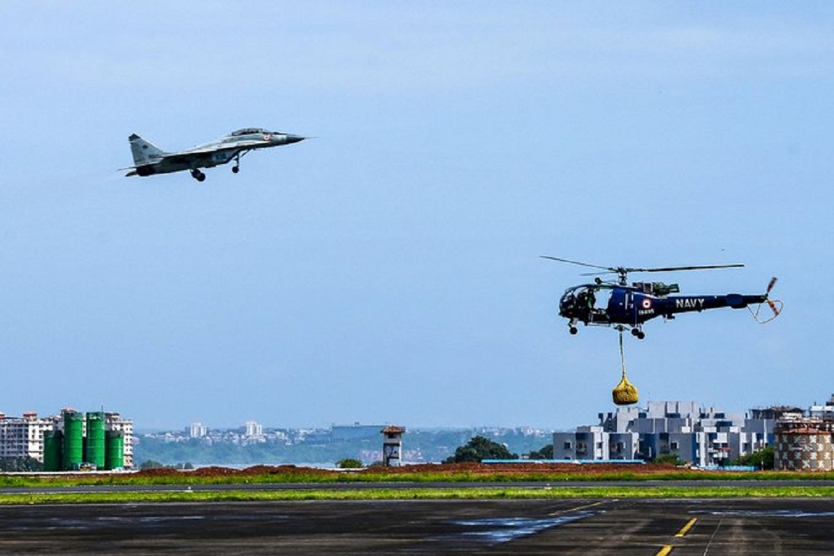 Indian Naval Aviation, Ram Nath Kovind, INS Hansa