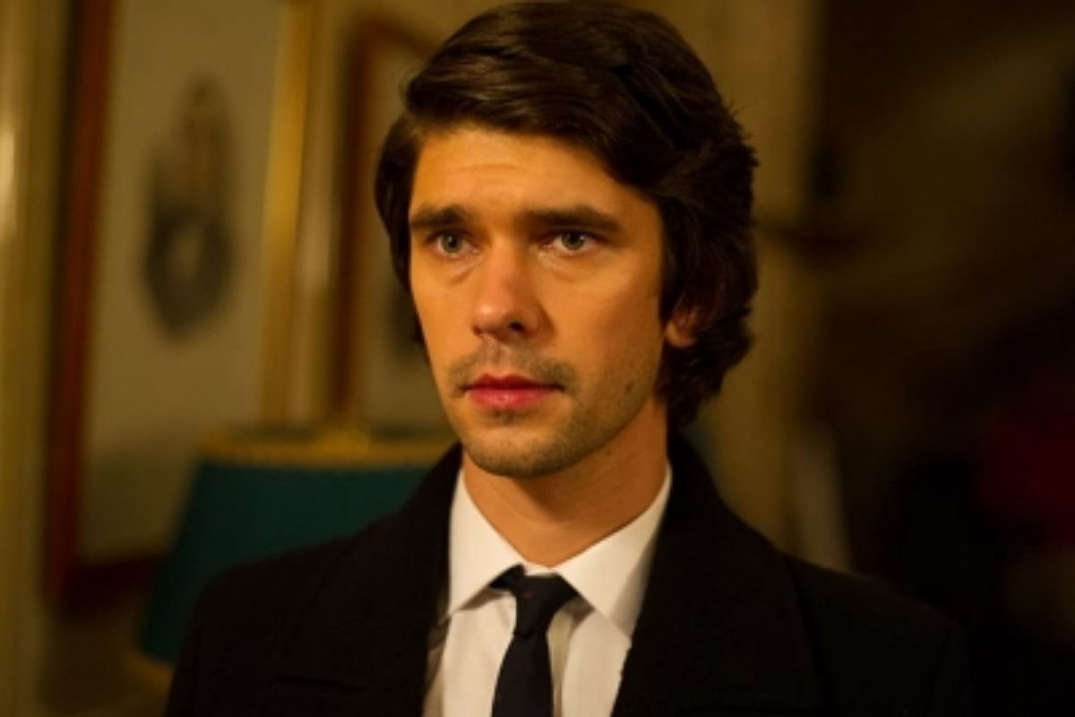 Ben Whishaw wants to watch a gay Bond