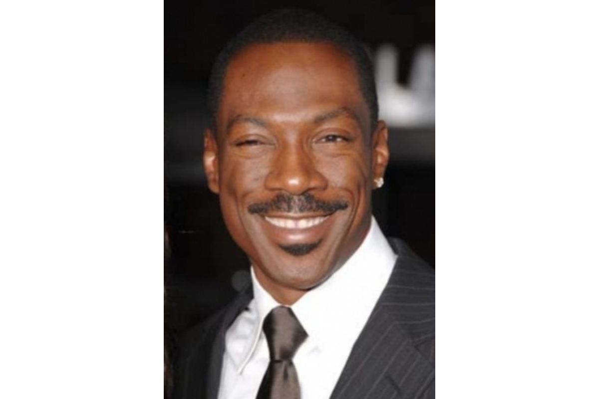 Eddie Murphy signs three-picture, first-look deal with Amazon Studios