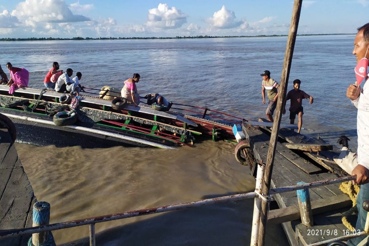 At least 50 missing after boat capsizes on Brahmaputra in Assam