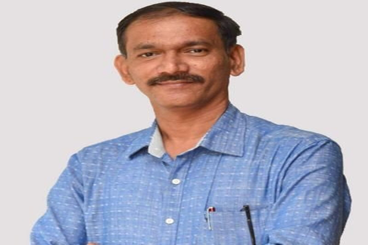 CM slams Goa Congress chief for casting doubts over vax efficacy