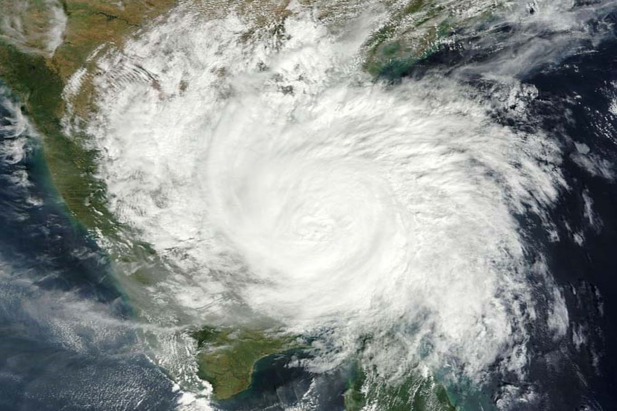 Landfall process of Cyclone Gulab begins