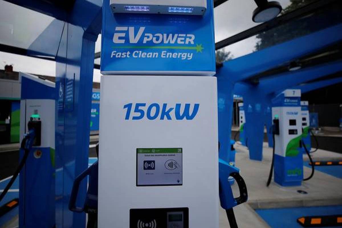 Jio-BP partners with BluSmart to set up EV charging infrastructure