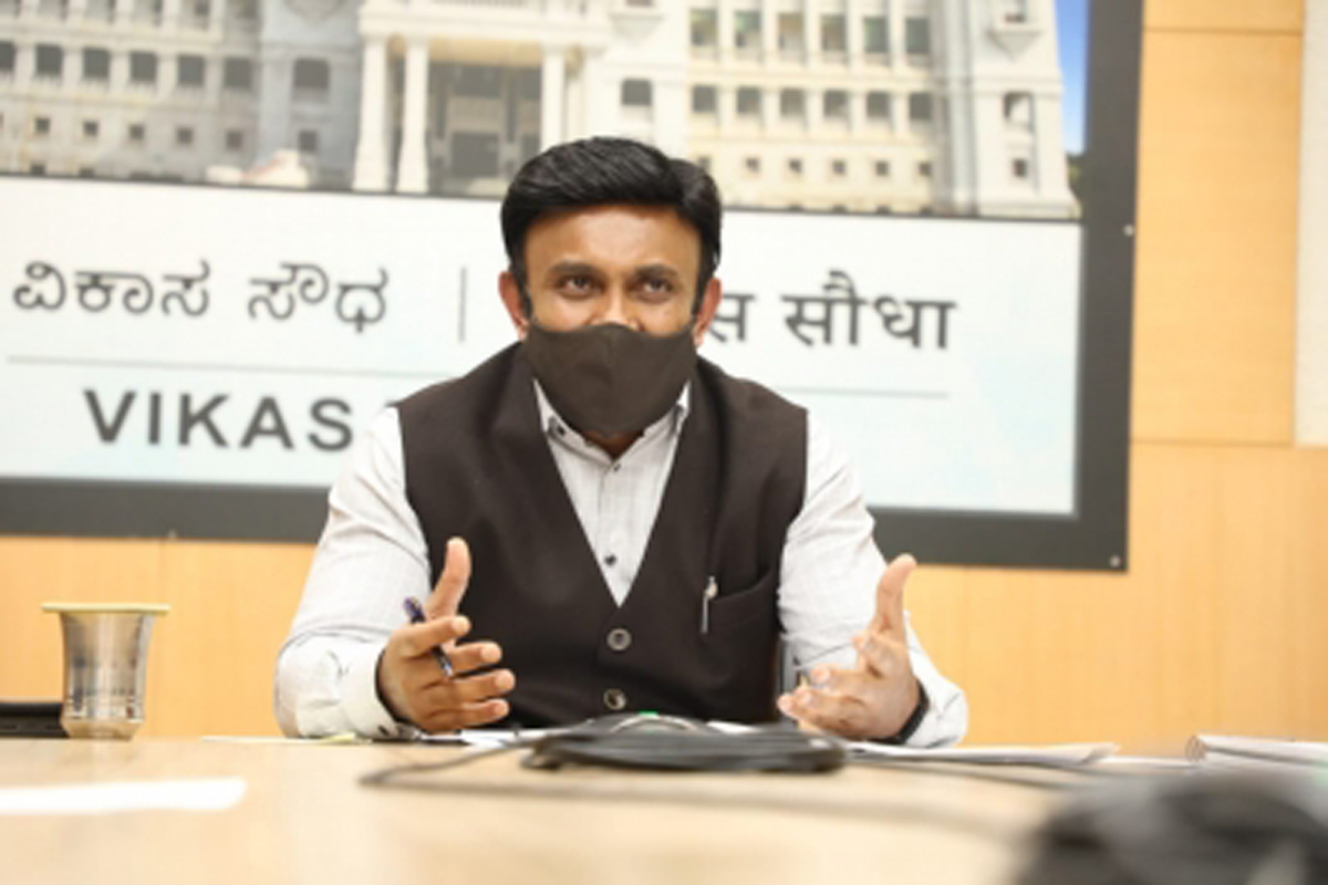 Karnataka administered over 12L vax jabs in single-day: Minister K. Sudhakar