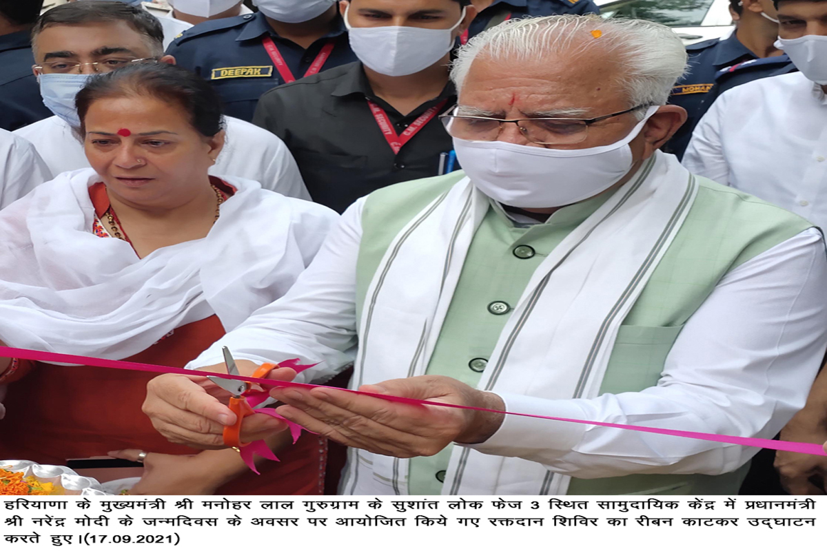 Narendra Modi, Manohar Lal Khattar, Seva and Samarpan