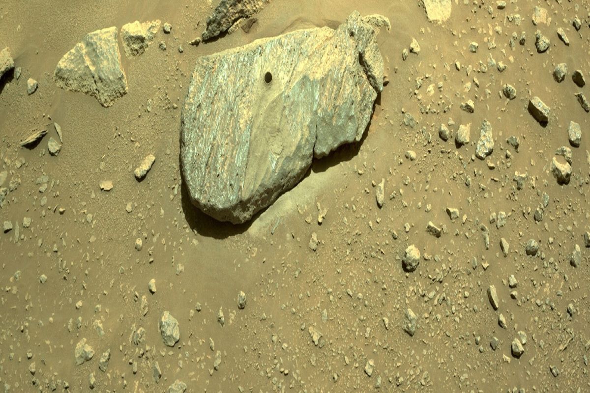 NASA’s Mars rover makes 2nd attempt to pick up rock sample