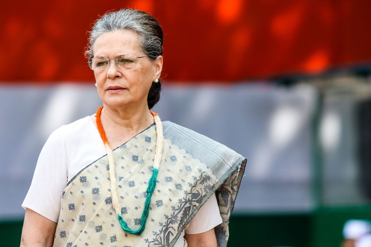 Sonia Gandhi offers to ‘step back’ from top role