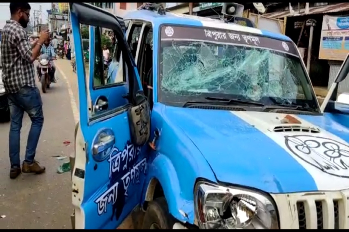 Arrest those who ‘attacked’ Sushmita Dev’s car: TMC to Tripura DIG