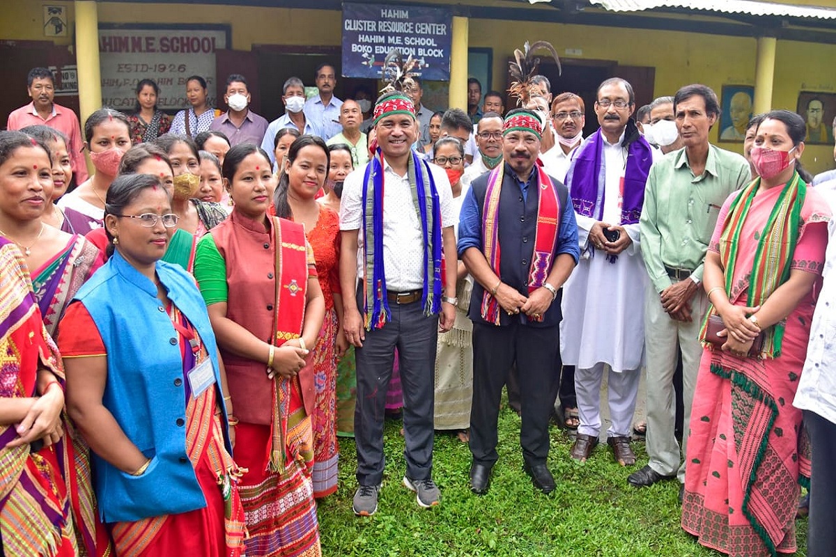Officials of Assam, Meghalaya jointly visit disputed border area