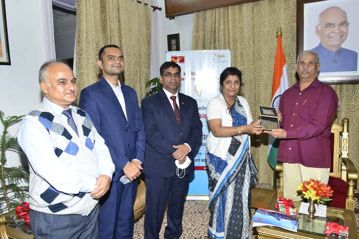 Guv unveils special cover on Himachali Kala Jeera