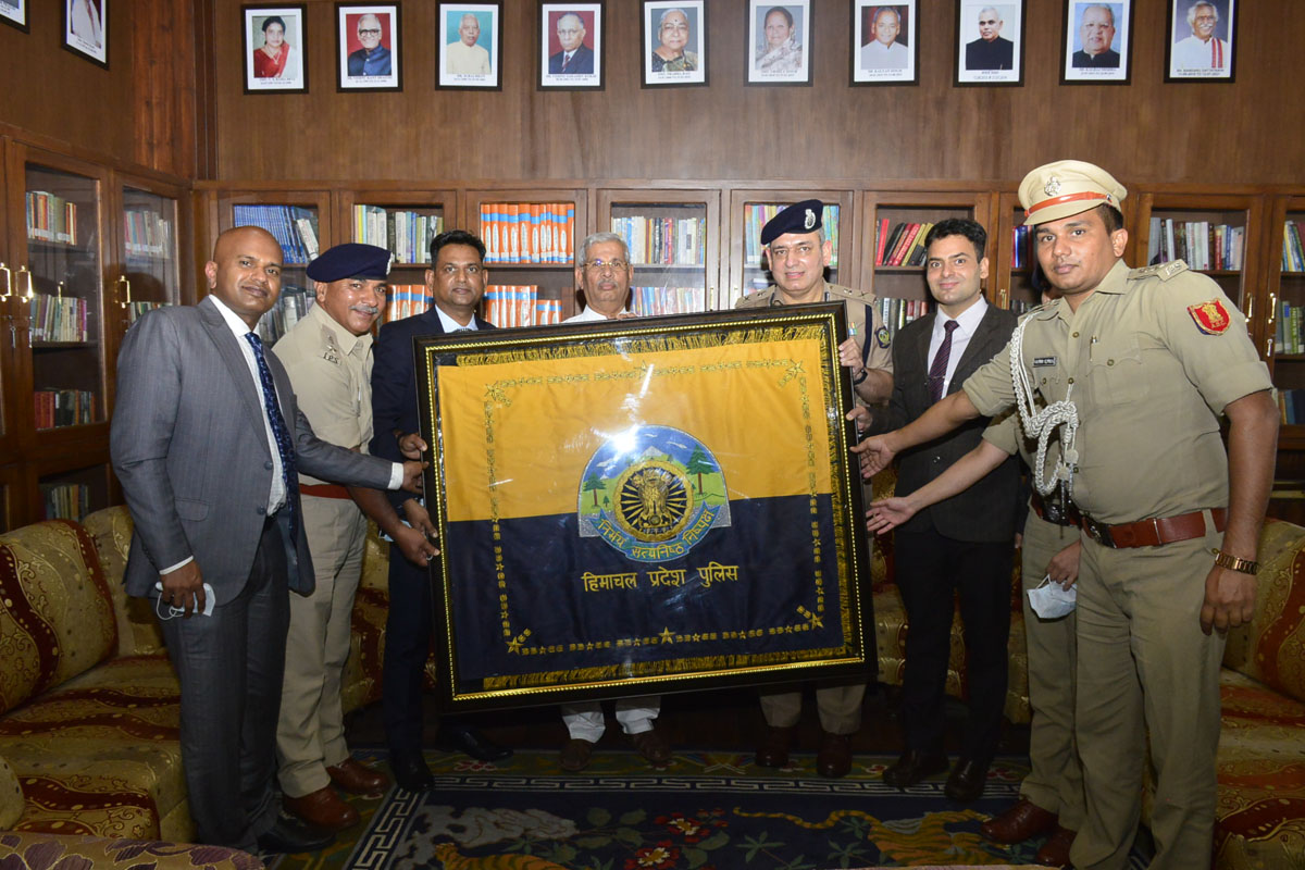 HP Guv calls for concrete policy to curb drug menace