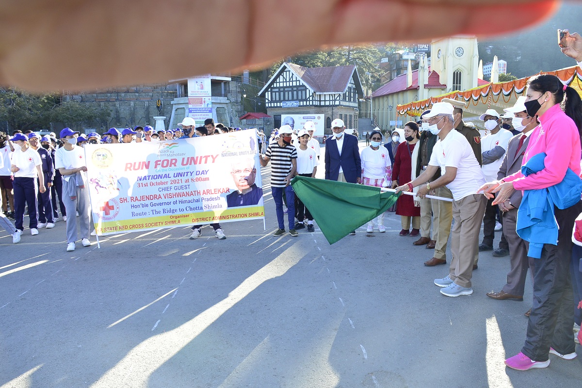 HP Guv flags off Run for Unity to commemorate Patel’s birth anniversary