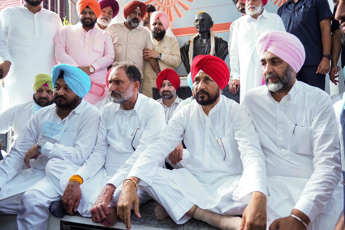 Farmers' Protest, Aam Aadmi Party (AAP), Shiromani Akali Dal