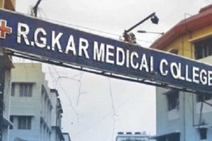 Health dept mulls legal action against R G Kar agitating medicos