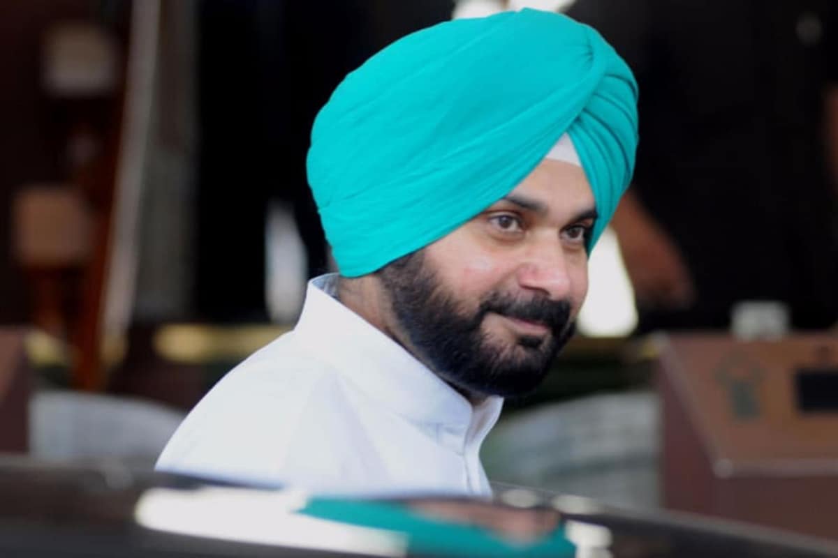 Punjab Assembly Polls: People at the top want a weak CM who can dance to their tunes, says Sidhu