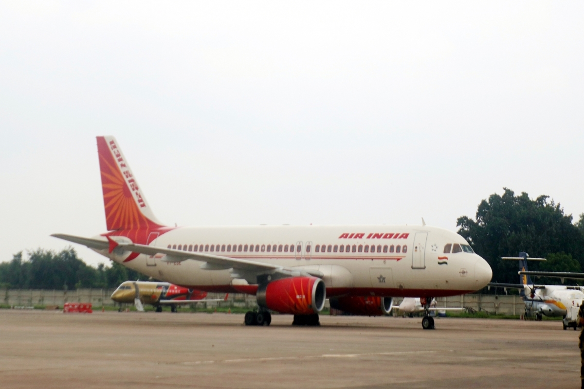 Aircraft under bridge: AI says plane sold earlier