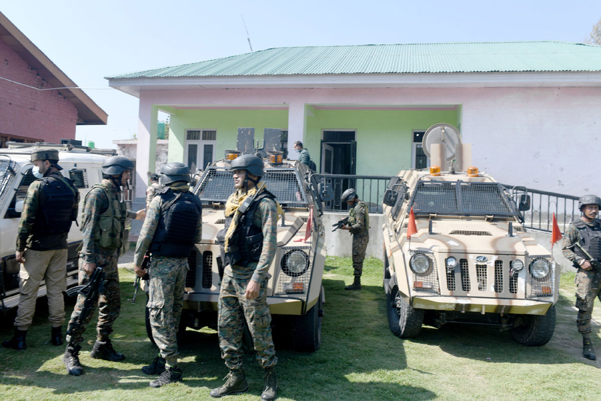 Woman principal, teacher shot dead in Kashmir, Lashkar-e-Taiba responsible