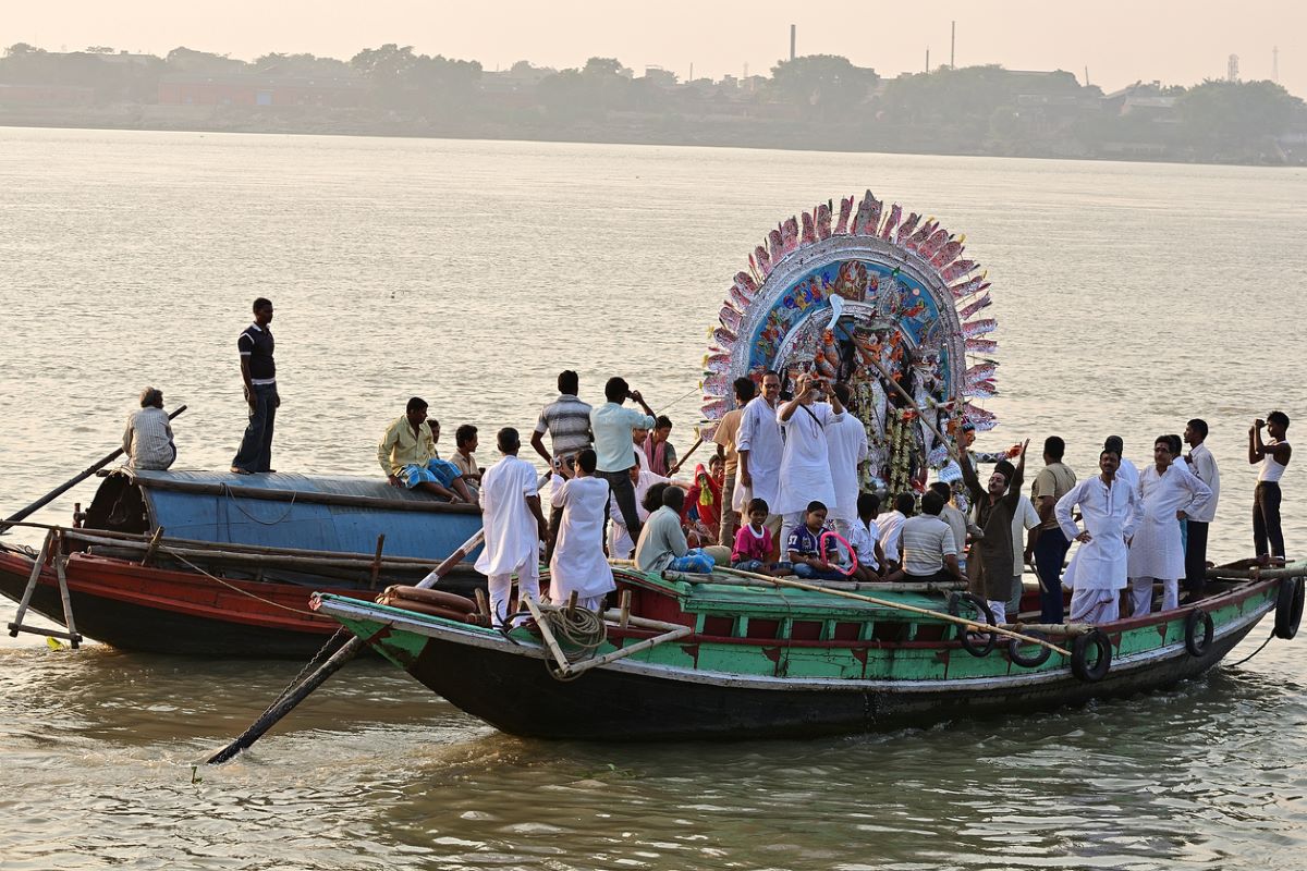 Ghoshal Bari Puja: Residents reminisce days of idol immersion on boats as they embrace the new