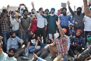 Pakistan sponsored terror outfits, Jammu and Kashmir, pistol