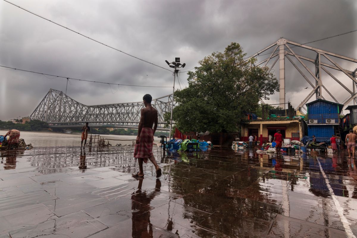 Heavy rain alert for South Bengal for next three days