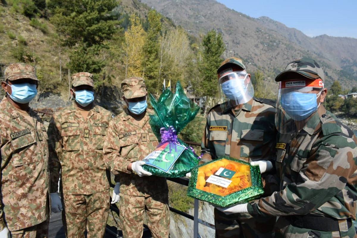 Armies, border forces of India, Pakistan exchange sweets on Diwali. No such gesture with China