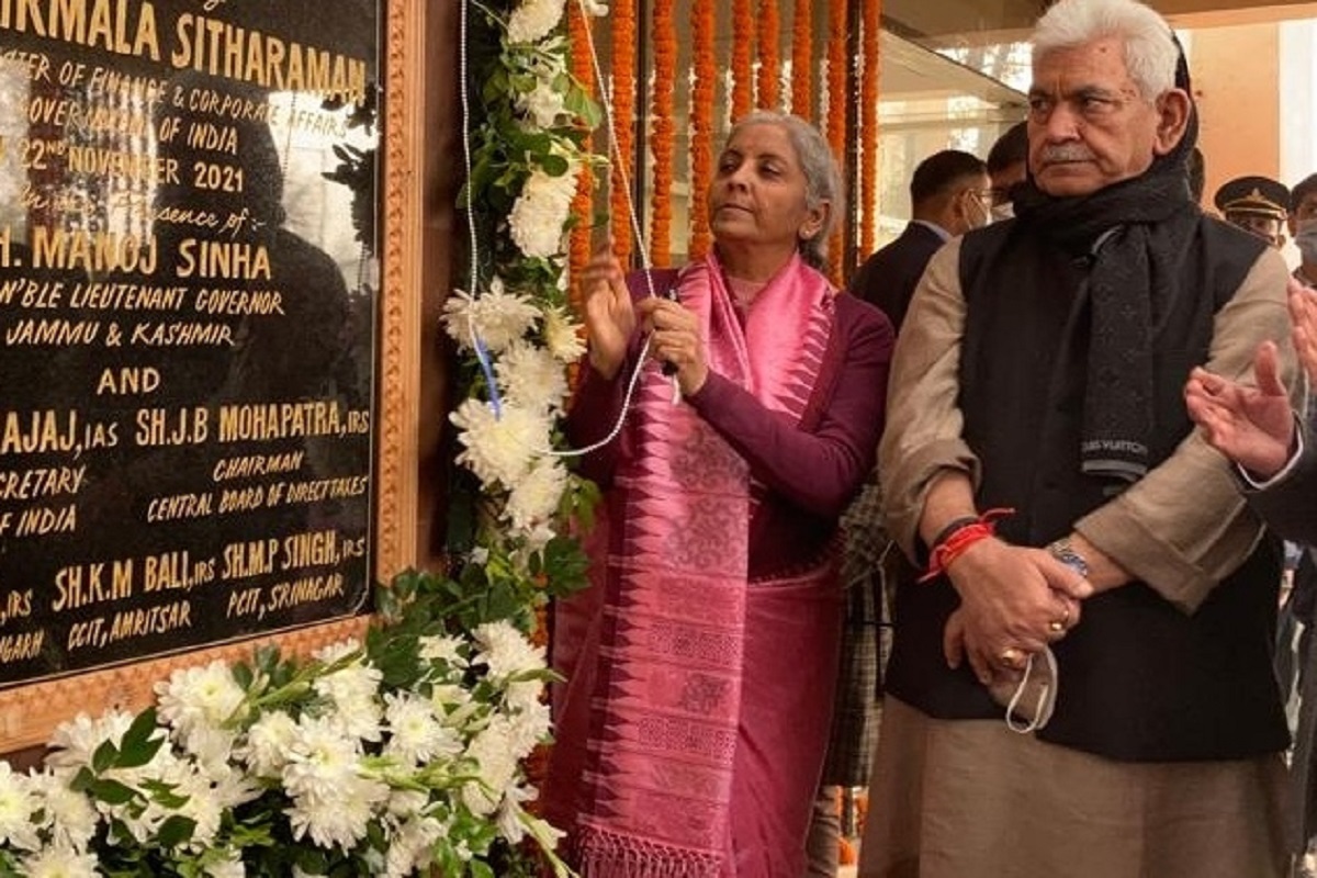 Sitharaman asks IT officers to provide best taxpayer services in J&K