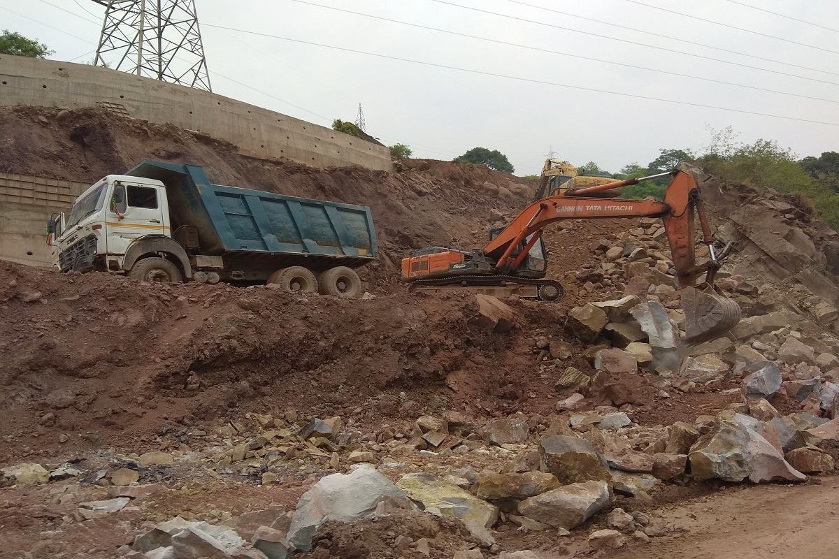Highway, power project builders damaging environment by dumping debris in Chenab