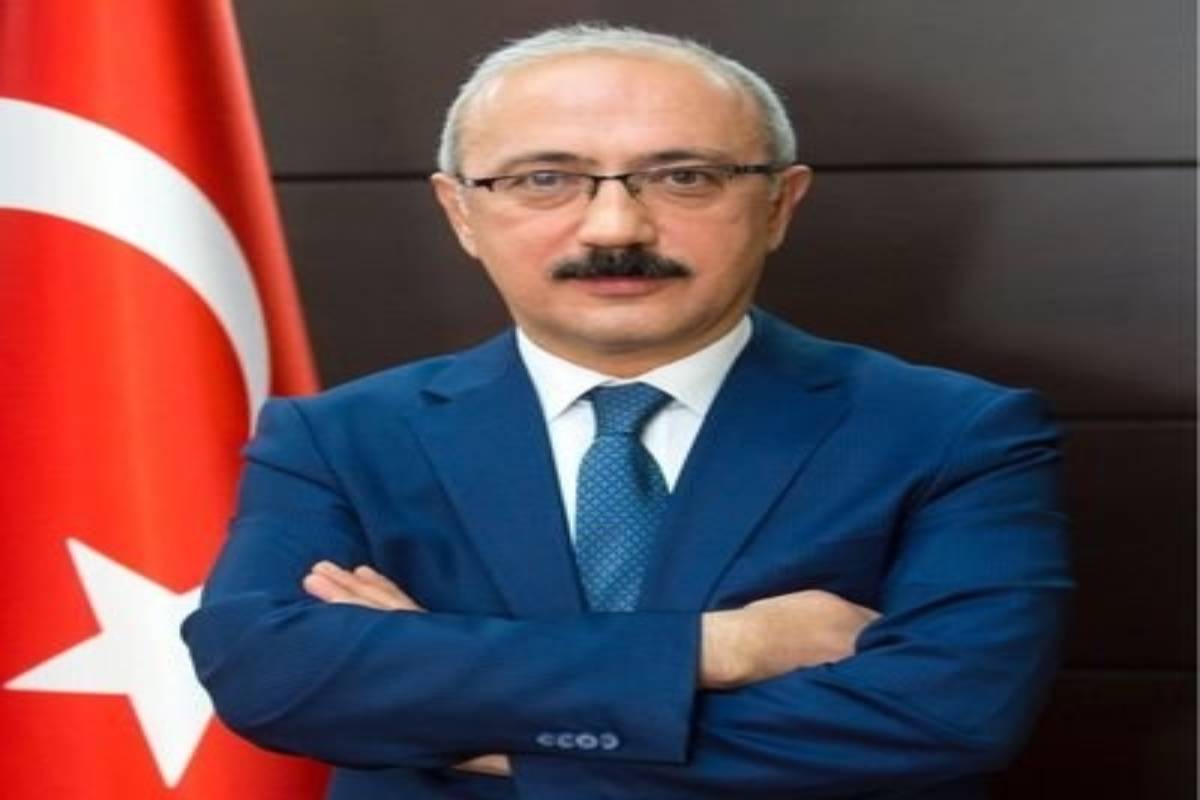 Turkey’s finance Lutfi Elvan minister resigns amid currency crisis