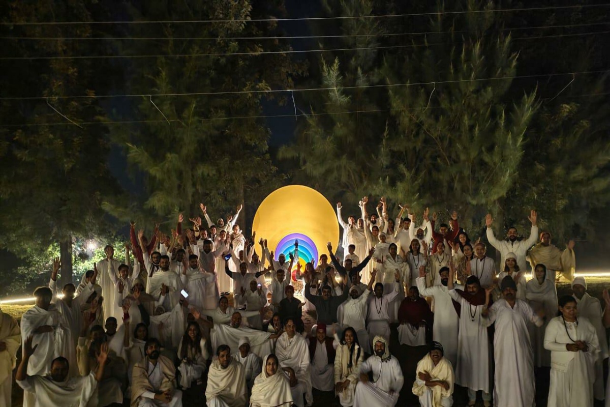 The 90th birthday of Osho was celebrated by over 400 of his sannyasins and lovers at Osho Dham, Delhi