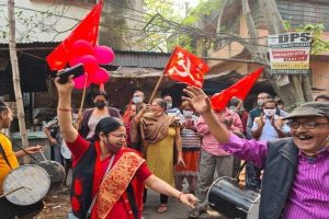 Left Front emerges as main Opp in KMC polls