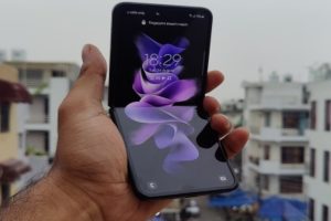 Survey depicts 8 in 10 Indian consumers warm-up to buying foldable phones