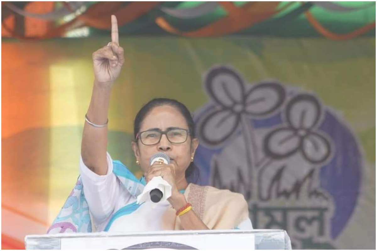 Mamata may visit Murshidabad, officials inspect choked wetlands