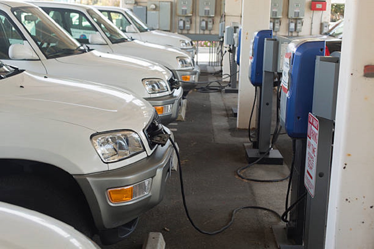 Transport dept to set up 150 more charging stations