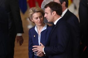 Macron meets von der Leyen as France kicks off EU Council Presidency