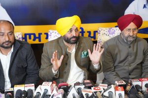 Groups clash during anti-Khalistan protest, Mann appeals for upholding traditional brotherhood & harmony