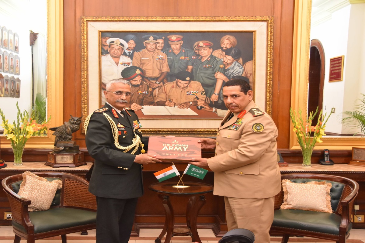 Saudi Army Chief on landmark visit to India