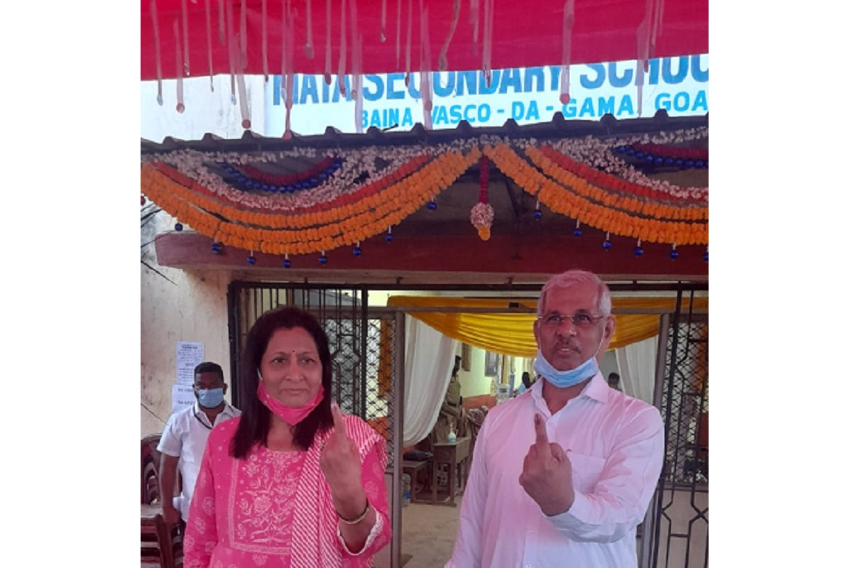 Himachal Guv casts his vote for Goa assembly polls