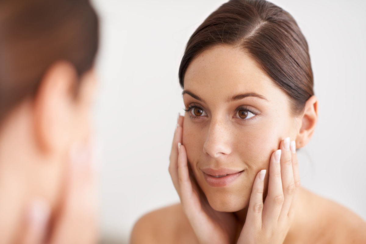 Here are some easy-squeeze tricks for glowing skin