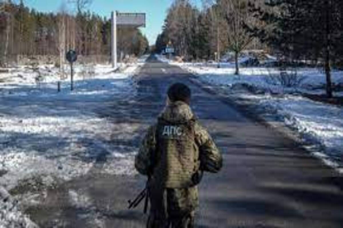 Ukraine crisis: Some Russian forces return to bases