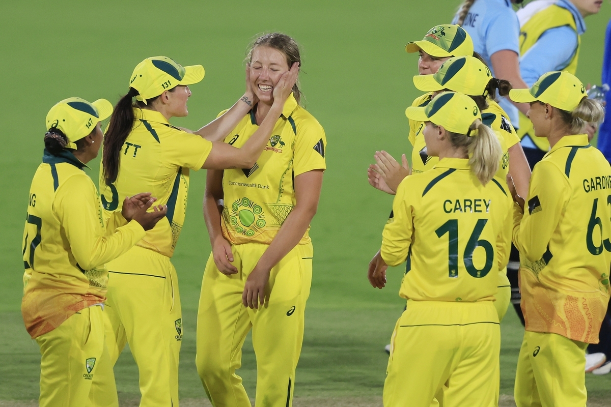 1st ODI: Australia beat England by 27 runs, to retain Women’s Ashes