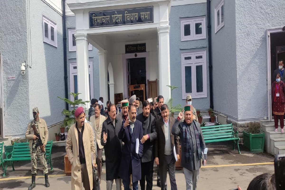 Cong stages walkout during HP Guv’s address