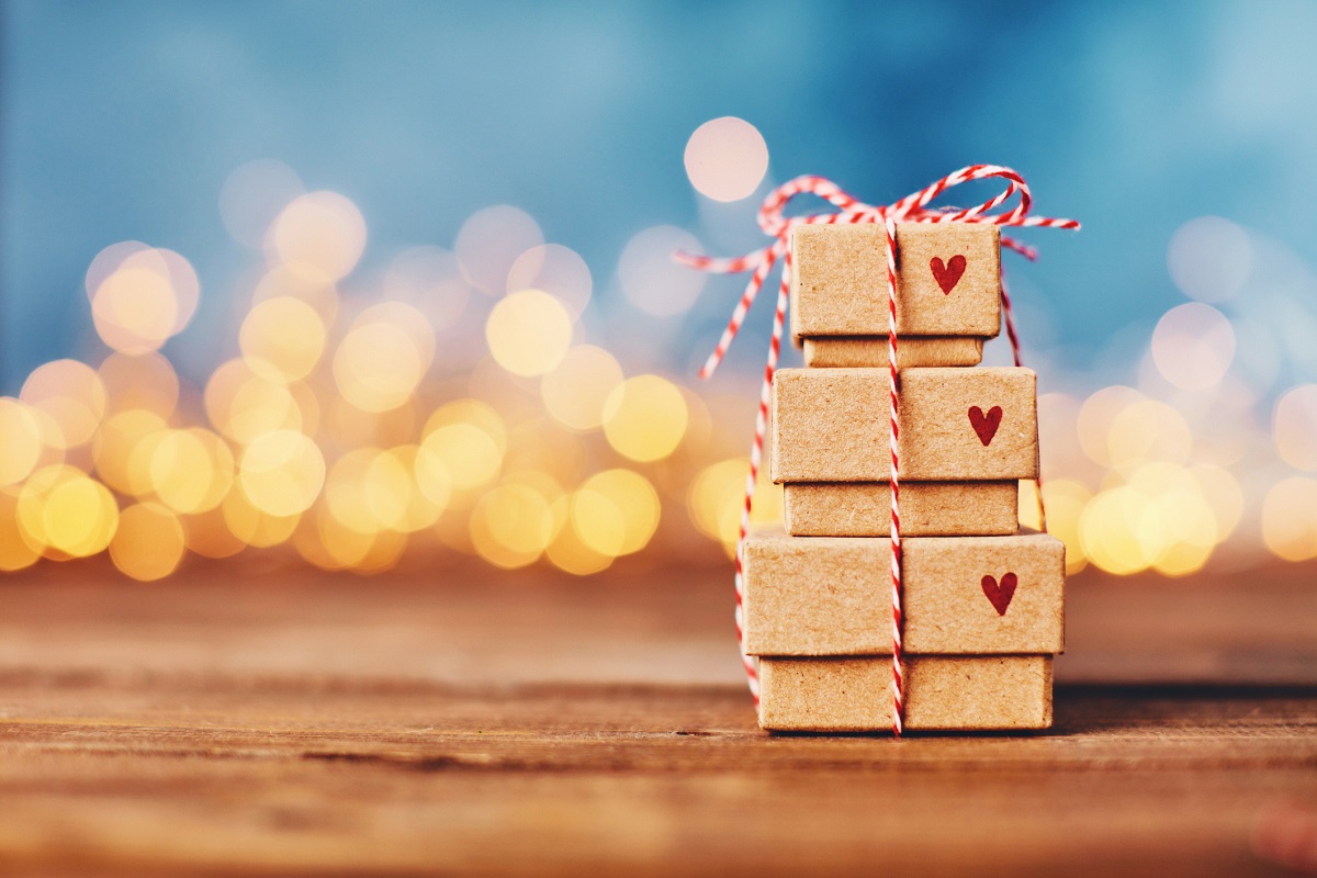 Valentine’s Day 2022: For your man check out these 6 thoughtful brands for V-Day gifts