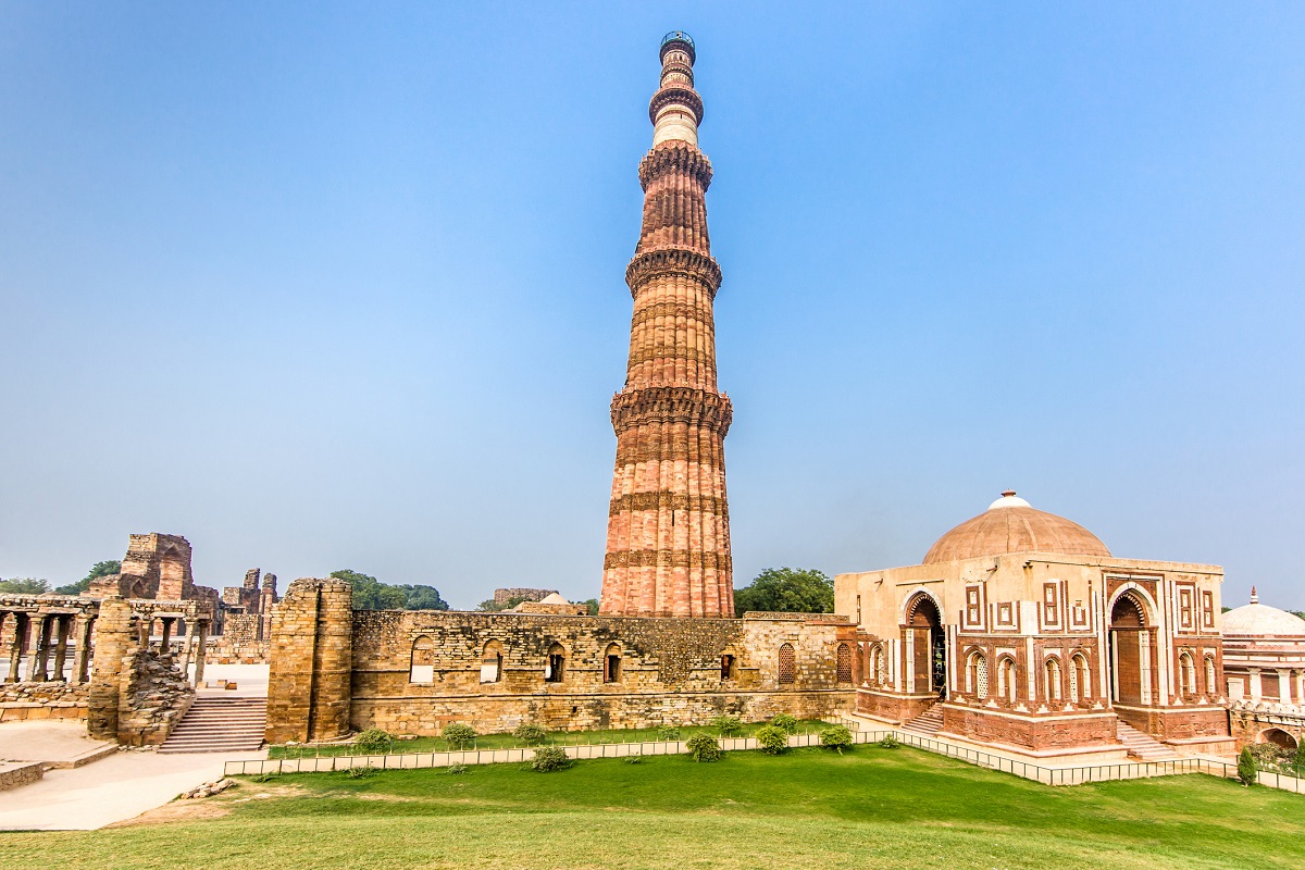 Delhi Court issues notice to Archaeological Survey on appeal to restore  temples in Qutub Minar complex