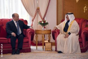 Israeli PM discusses peace, stability in Middle East with Bahrain king